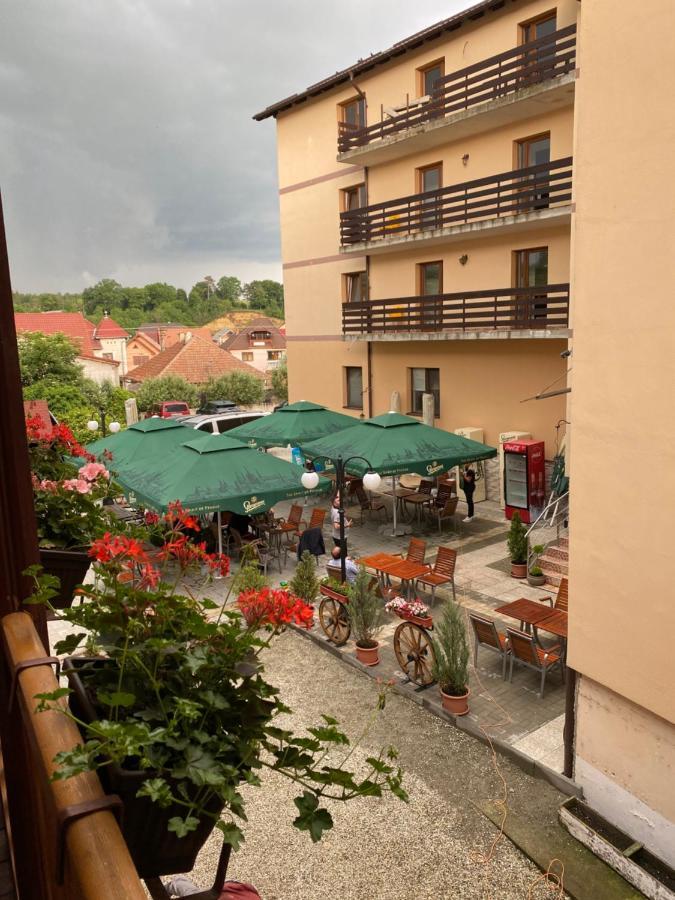 Pensiune Restaurant Indus Окна-Сібіулуй Екстер'єр фото