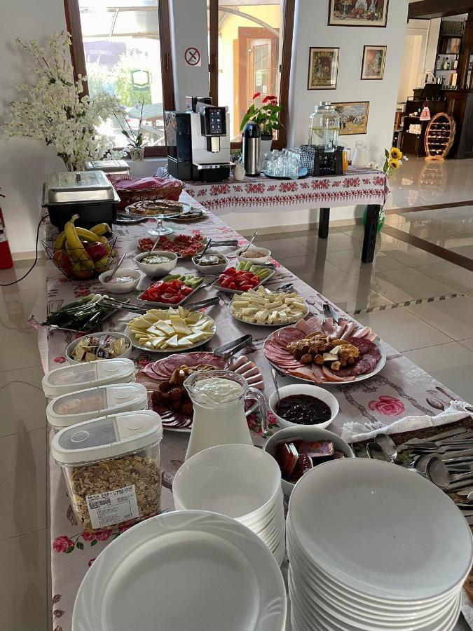 Pensiune Restaurant Indus Окна-Сібіулуй Екстер'єр фото